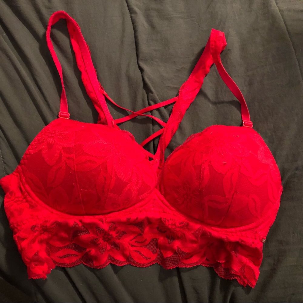 gently used red victoria secret bra